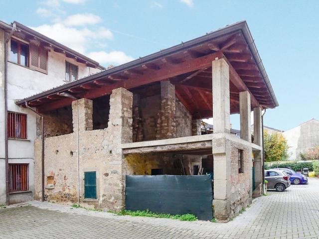 Casa in vendita a Gurone, Malnate