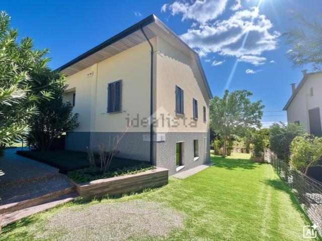 Casa in vendita a Assisi, Umbria