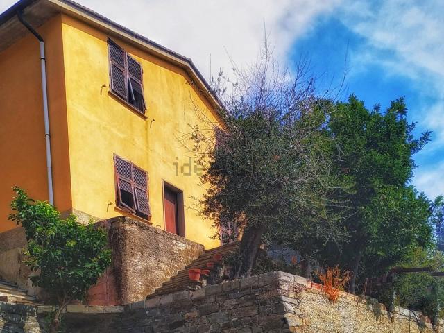 Casa in vendita a Lavagna, Liguria