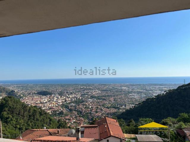 Casa in vendita a Marina Di Massa, Toscana