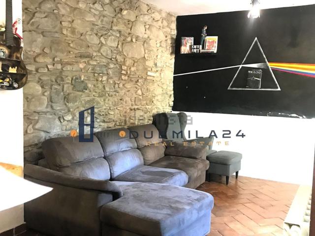 Casa in vendita a Vernio, Cafaggio