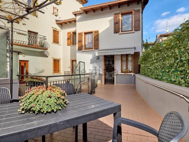 Casa in vendita a Malcesine, Veneto