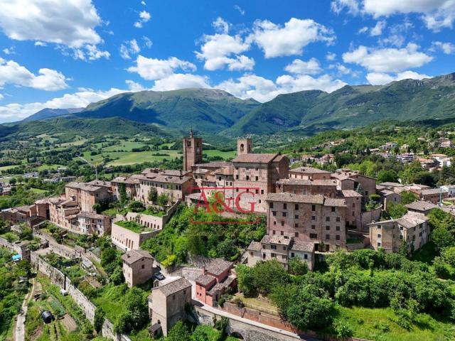 Casa in vendita a Morelli, Marche