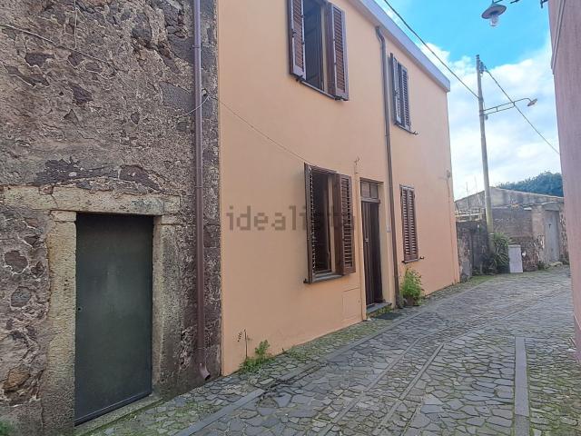 Casa in vendita a Seneghe, Sardigna/Sardegna