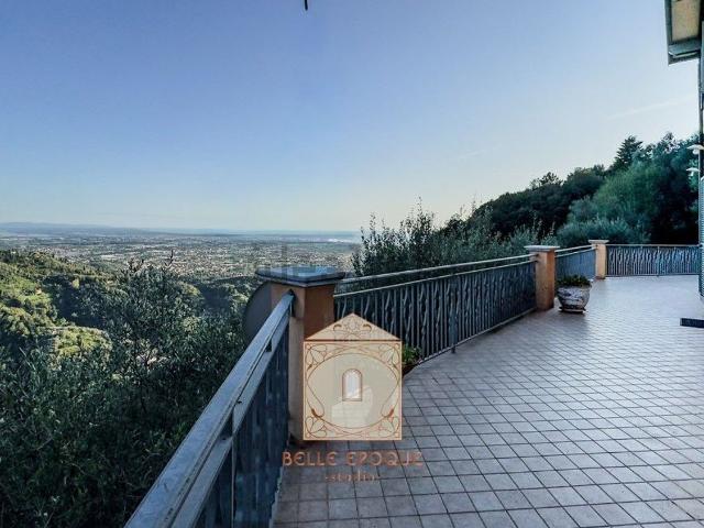 Casa in vendita a Tonfano, Toscana