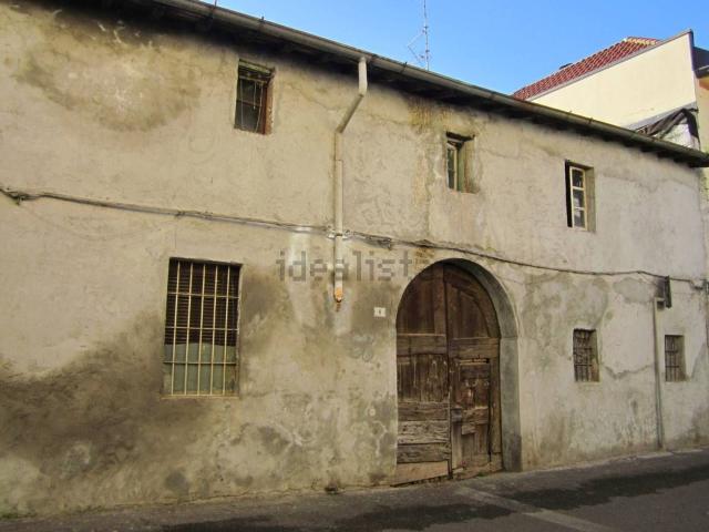 Casa in vendita a Busto Arsizio, Lombardia