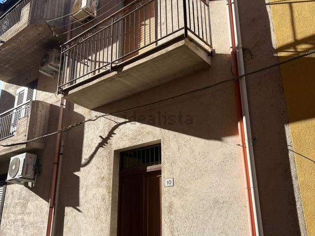 Casa in vendita a Acquedolci, Sicilia