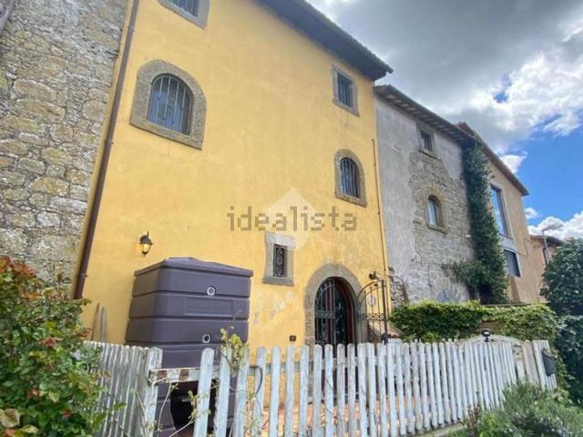 Casa in vendita a Montefiascone, Lazio