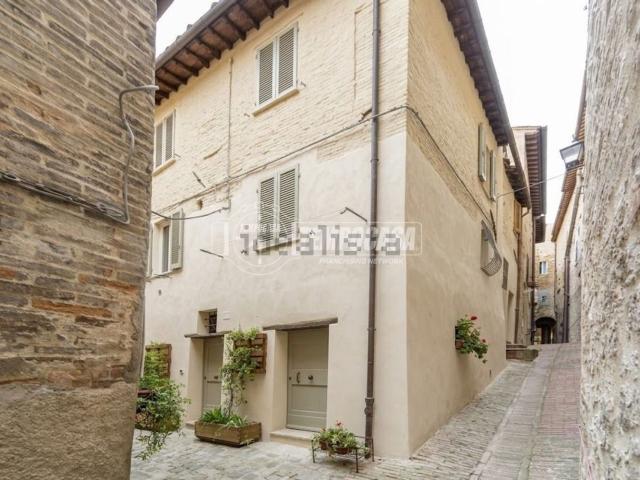 Casa in vendita a Cenerente, Umbria