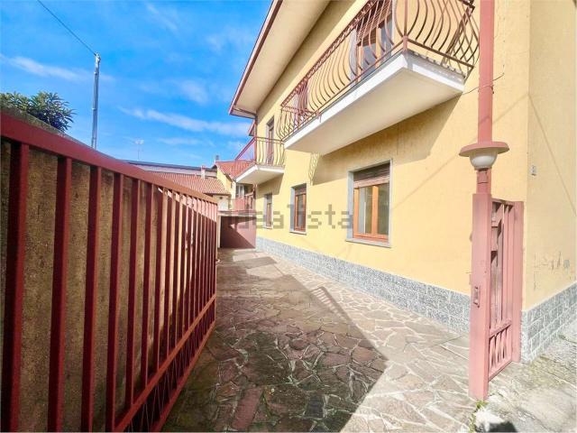 Casa in vendita a Dagò, Barzanò