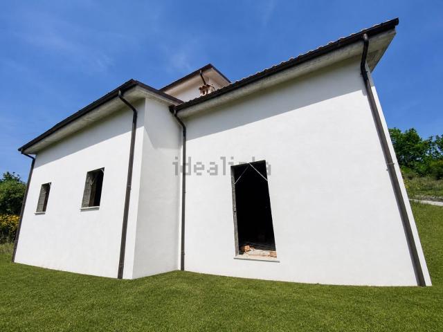 Casa in vendita a Pietrabbondante, Molise