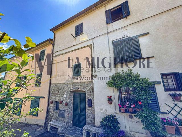 Casa in vendita a Pistoia, Toscana