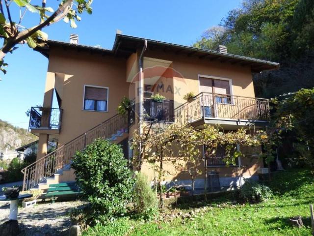 Casa in vendita a Comunità Montana Valli del Verbano, Luino