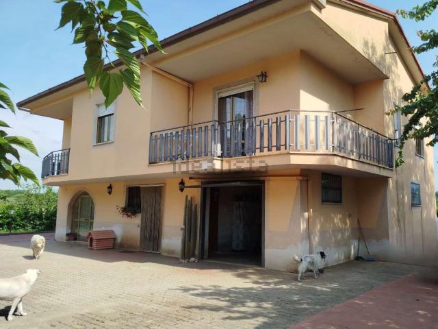 Casa in vendita a Roma Capitale, Lazio