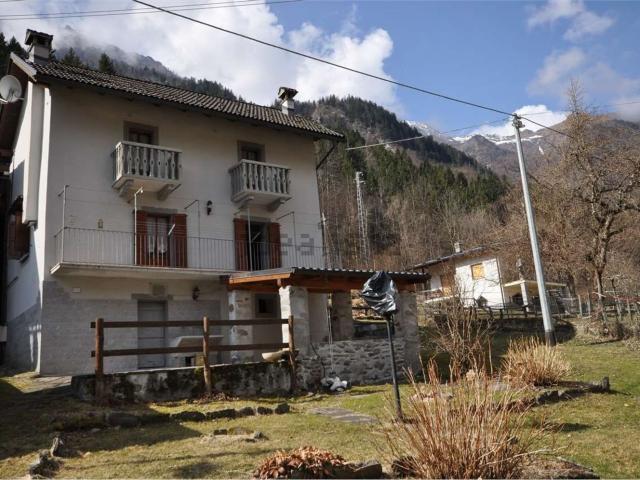 Casa in vendita a Bannio Anzino, Piemonte
