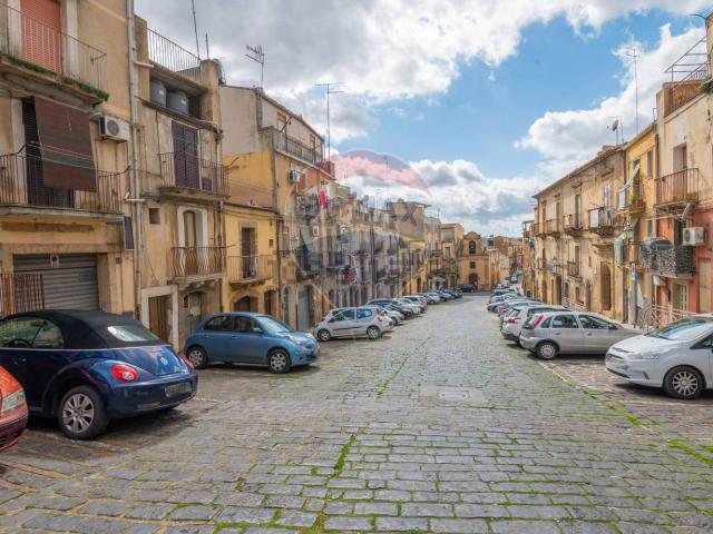 Casa in vendita a Canalotto, Caltagirone