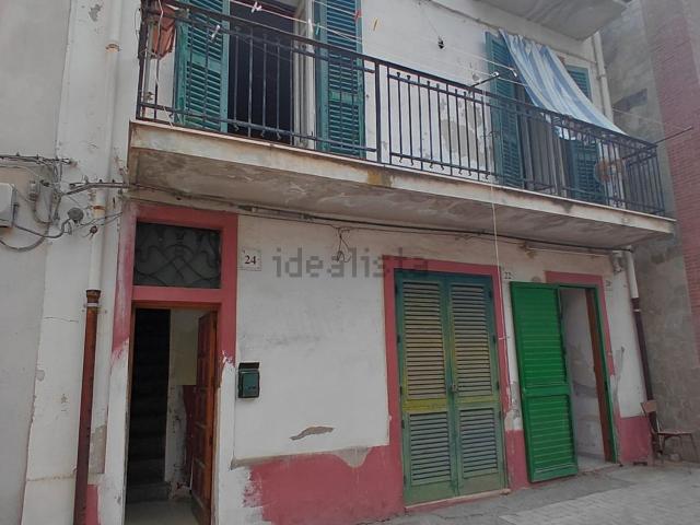 Casa in vendita a Barcellona, Barcellona Pozzo Di Gotto