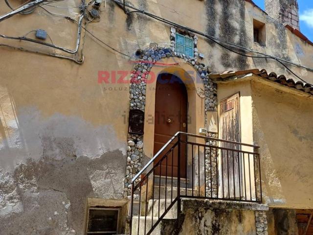 Casa in vendita a Calabria, Cosenza