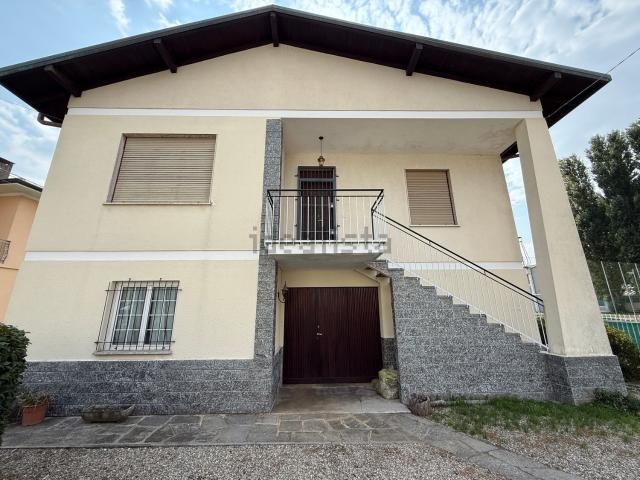 Casa in vendita a Mercurago, Arona