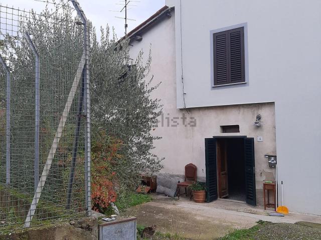 Casa in vendita a Ricciano, Uzzano E Castello
