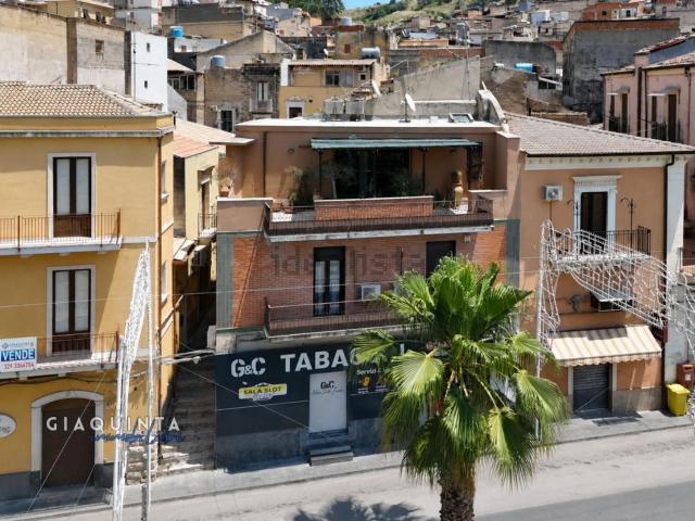 Casa in vendita a Palagonia, Sicilia