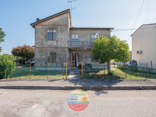 Casa in vendita a Berra, Riva del Po