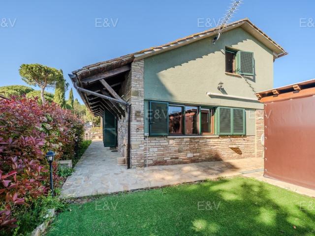 Casa in vendita a Passignano Sul Trasimeno, Umbria