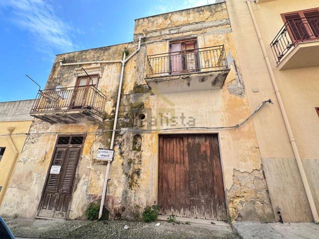 Casa in vendita a Castellammare del Golfo, Trapani