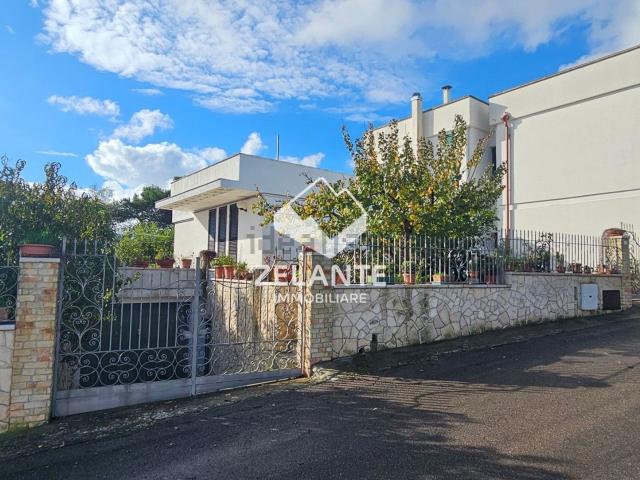 Casa in vendita a Castro Marina, Puglia