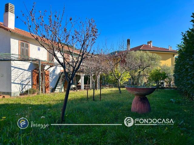 Casa in vendita a Casanova, Varazze