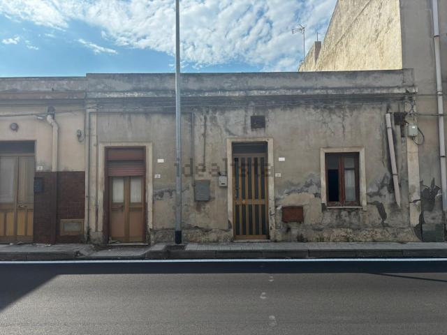 Casa in vendita a Due Torri, Rometta