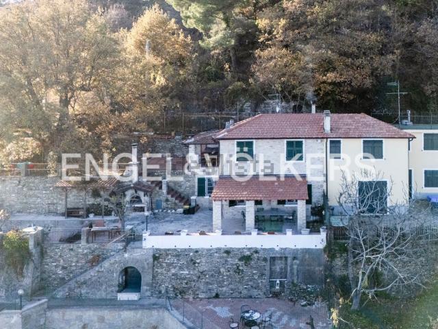 Casa in vendita a Alassio, Liguria