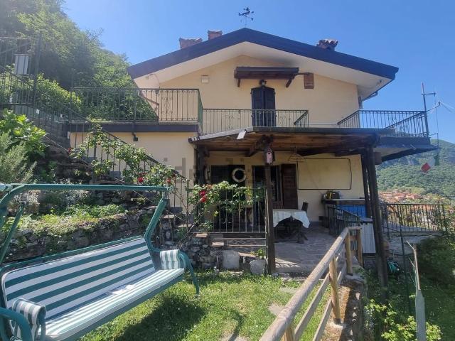 Casa in vendita a Oliveto Lario, Lombardia
