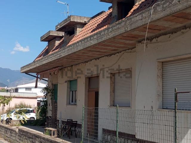 Casa in vendita a Merola, Minturno