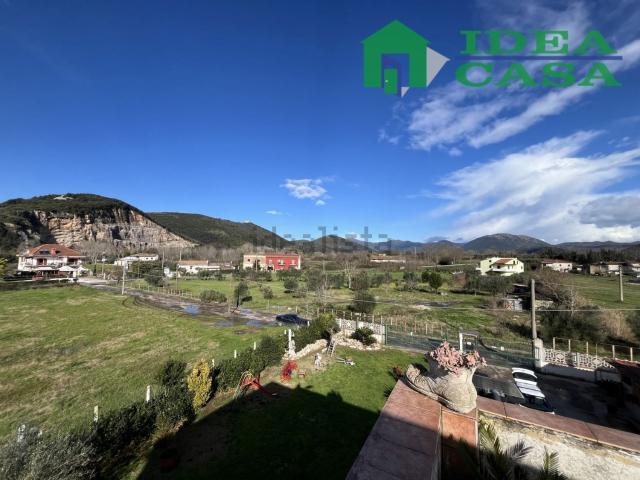 Casa in vendita a Pontelatone, Campania