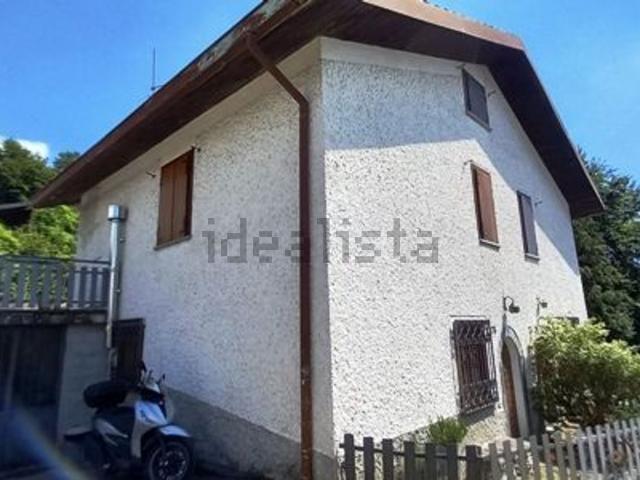 Casa in vendita a Comunità Montana della Valle Brembana, Zogno