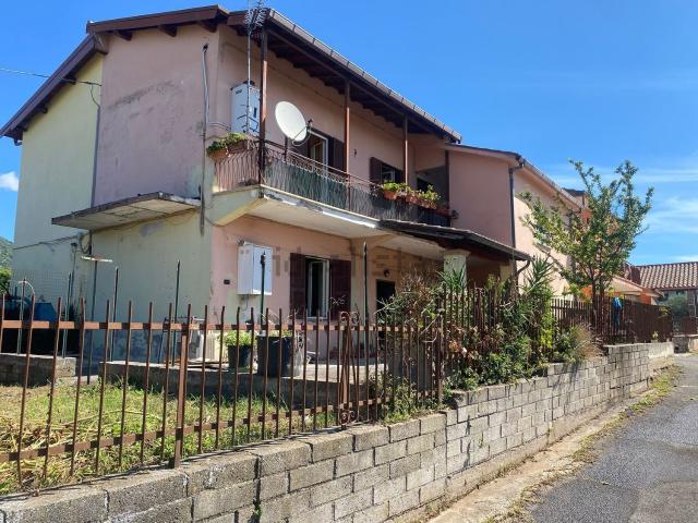Casa in vendita a Le Quadrelle, Roma Capitale