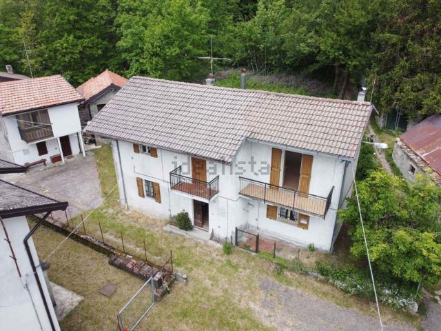 Casa in vendita a Appennino Reggiano, Re