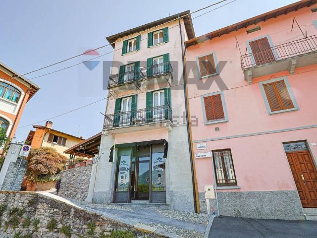 Casa in vendita a Quartiere Milano, Cunardo