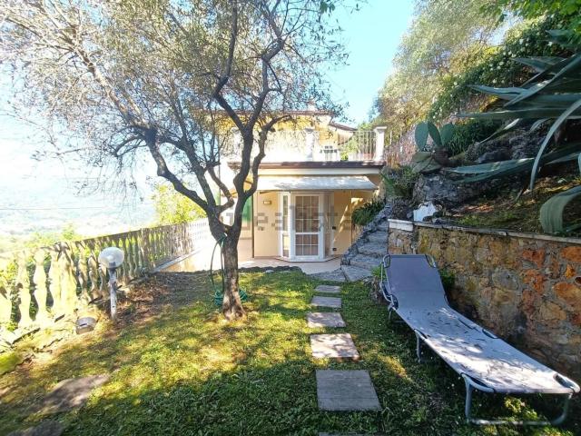 Casa in vendita a Carrara, Toscana