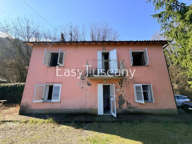 Casa in vendita a Unione Comuni Garfagnana, Gallicano