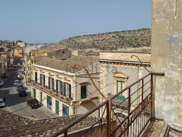 Casa in vendita a Cava D'aliga, Sicilia