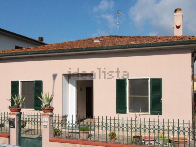 Casa in vendita a San Pietro Belvedere, Toscana
