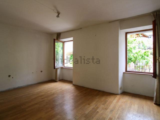 Casa in vendita a Blessagno, Lombardia