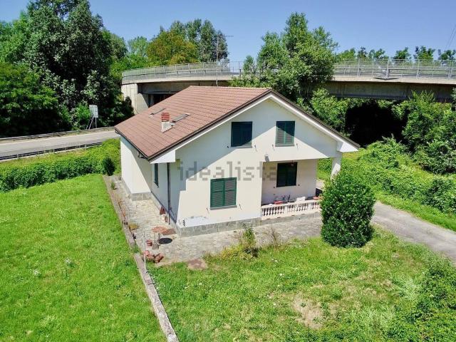 Casa in vendita a Piemonte, Alessandria