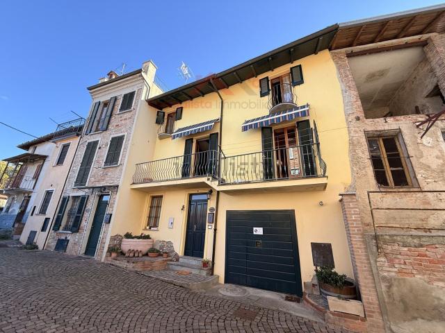 Casa in vendita a Volpedo, Alessandria