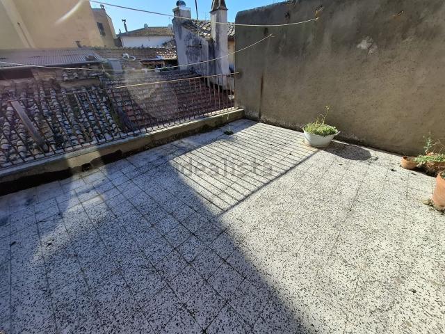 Casa in vendita a Viterbo, Lazio