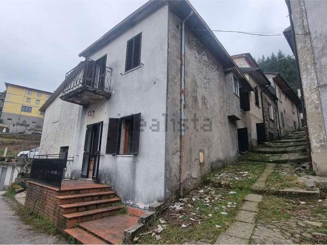 Casa in vendita a Unione Comuni Garfagnana, Vagli Sotto