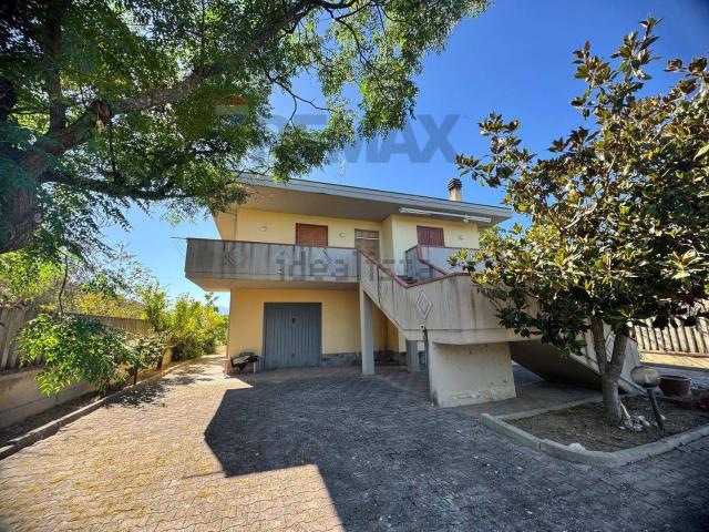 Casa in vendita a Pianella, Pescara