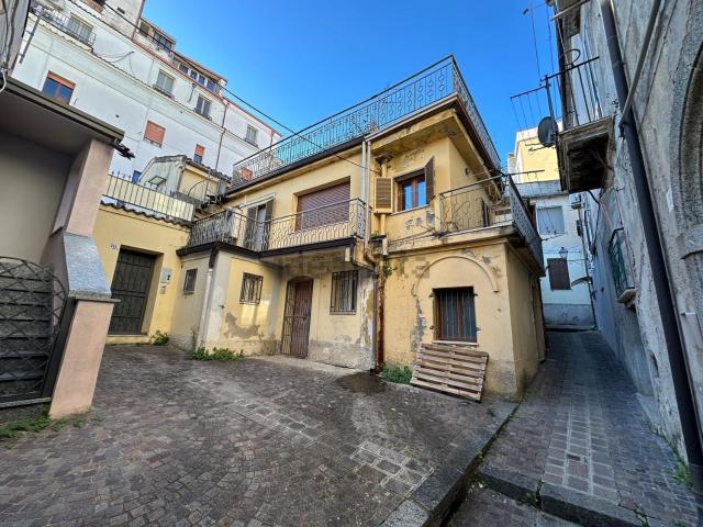 Casa in vendita a Siano, Calabria